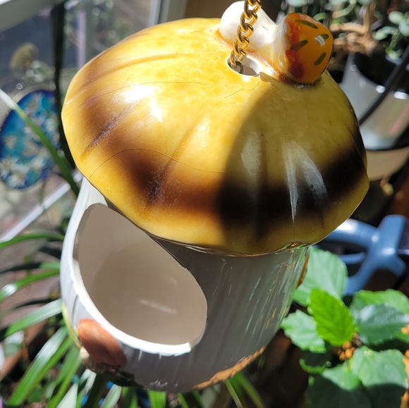 Sear Roebuck and Co 1978 Merry Mushroom - Picture 3 of 6